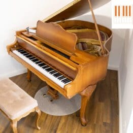 Flügel Schimmel Stutzflügel 150 cm Chippendale Bj. 1975