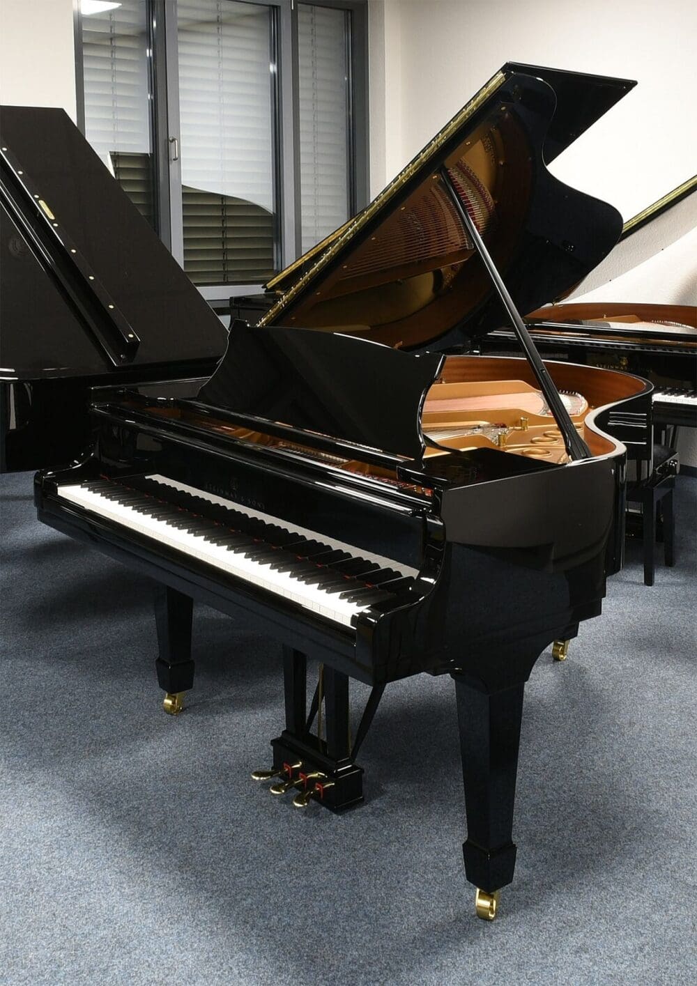 Gebrauchter Steinway & Sons Flügel M170, Baujahr 1920, in schwarz Hochglanz
