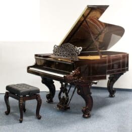 Steinway & Sons Flügel B211 aus edlem Palisanderholz, gebraucht, inklusive hochwertiger Ausstattung