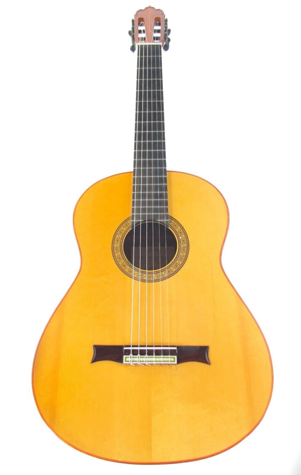 Gerardo Escobedo 2018 - elegante und klangvolle klassische Gitarre - Videopräsentation!