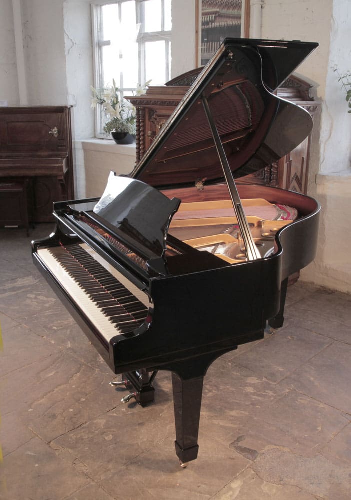 Überholtes Steinway Modell S Baby Grand Klavier