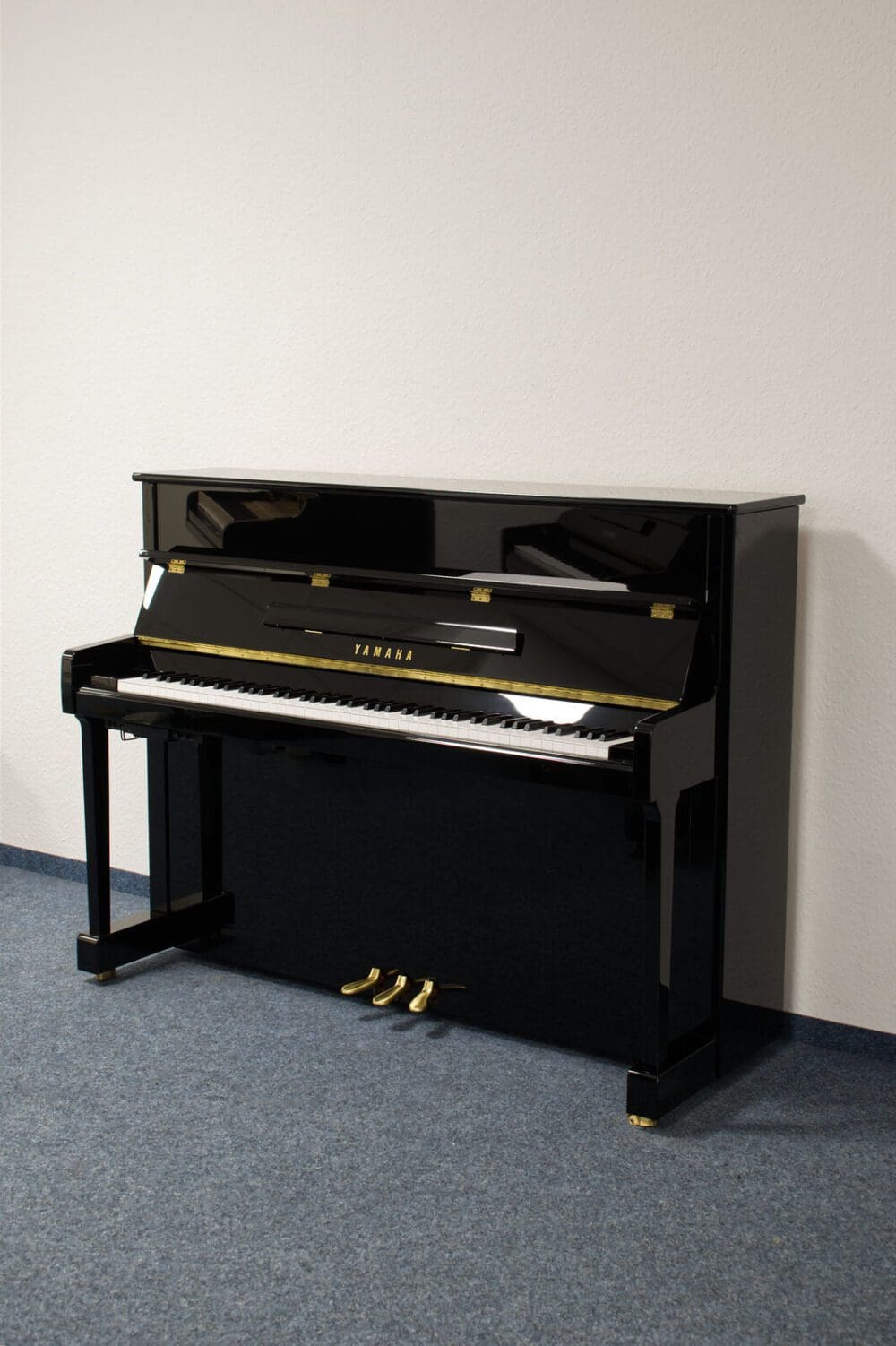 Yamaha P116 SH2 Silent Klavier - Schwarz Hochglanz - Gebraucht" umformuliert: "Gebrauchtes Yamaha P116 SH2 Silent Klavier in Hochglanz Schwarz