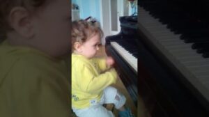 Bosendorfer Baby und Metallica Teil 2 (Mr. Hammett Gitarrenstil)